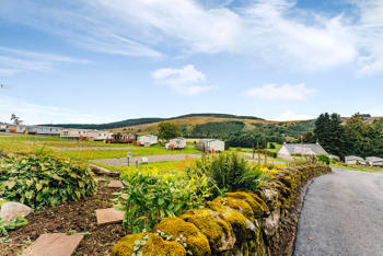 Stunning countryside location