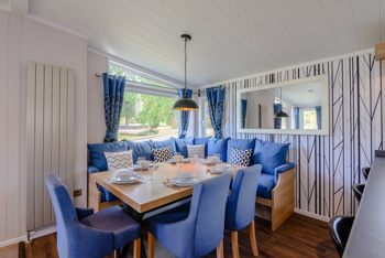 Lodge breaks at Thurston Manor