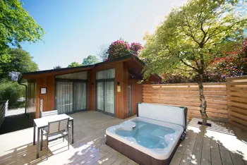Boutique Spa lodge 1