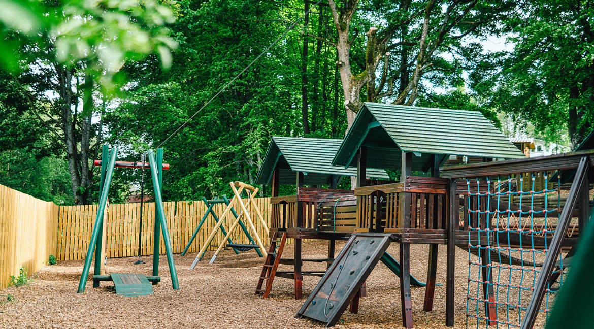 Heather View children's play area